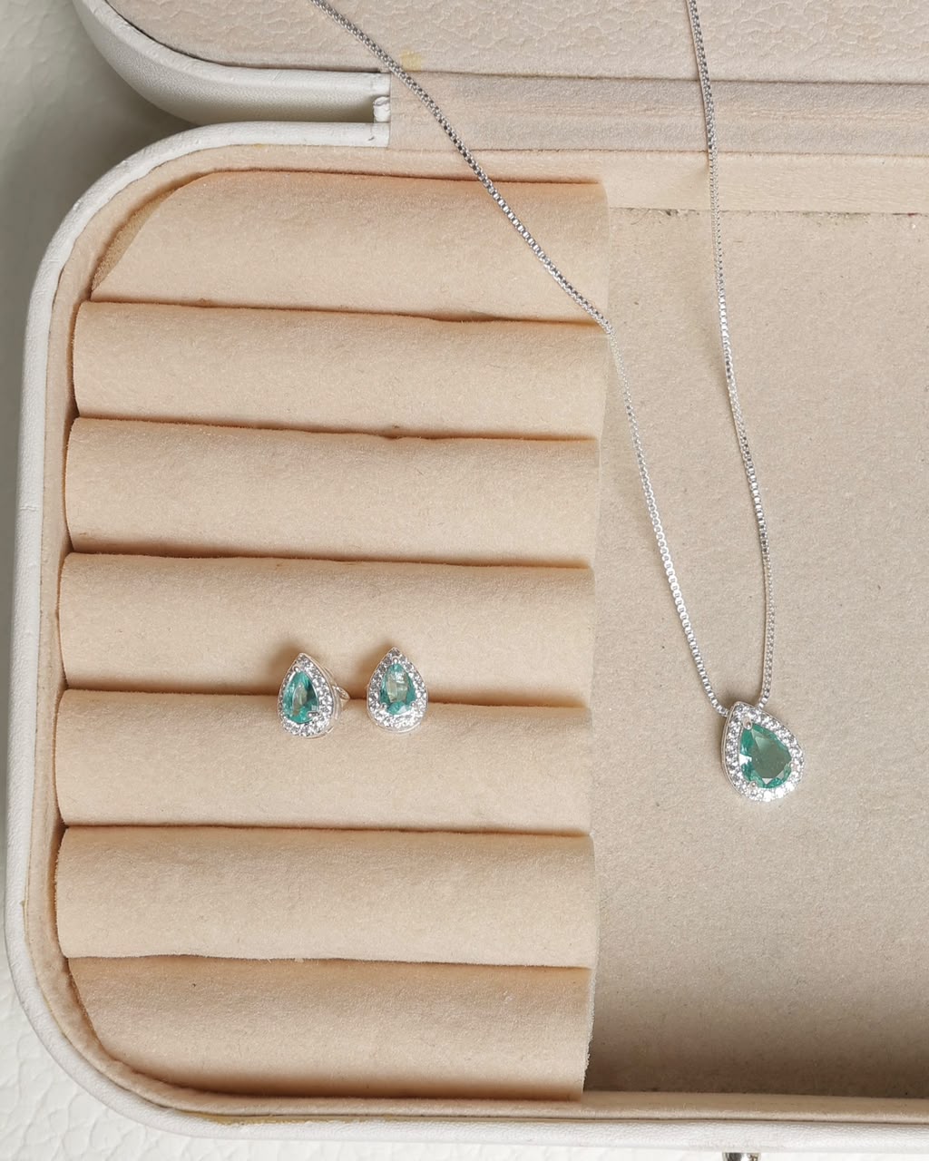 Conjunto Gota Acqua